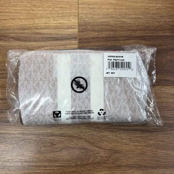 MICHAEL KORS Jet Set Signature Logo Stripe Double Zip Wristlet Wallet NWT - Picture 2 of 14